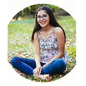 Meet your Posher, Carla valeria